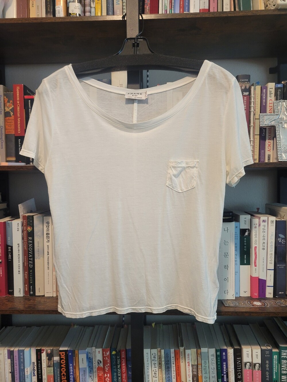 Frame Denim White Scoop Neck Short Sleeve Tee with Chest Pocket